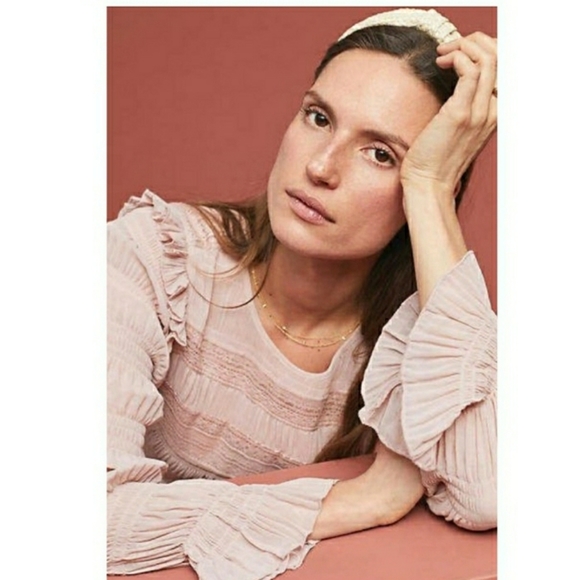 Velvet by Graham & Spencer Ynez Smocked top - Picture 7 of 11